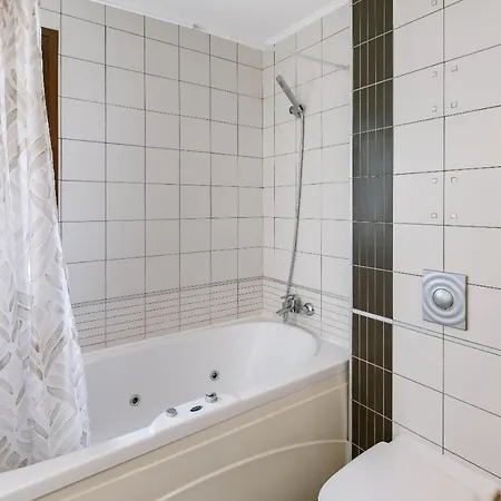 Modern 2bedroom Penthouse Near Sea * Paphos