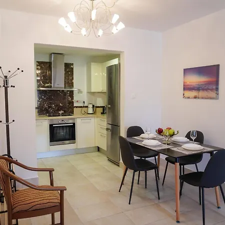 Appartamento Cozy 2bedroom Between Sea And Life *