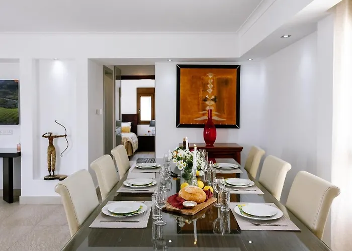 アパート Modern 2bedroom Penthouse Near Sea パ フォス