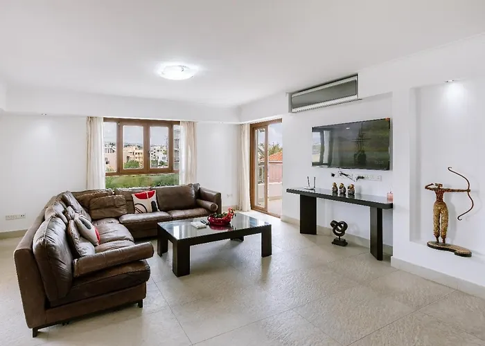 Apartmán Modern 2bedroom Penthouse Near Sea Paphos