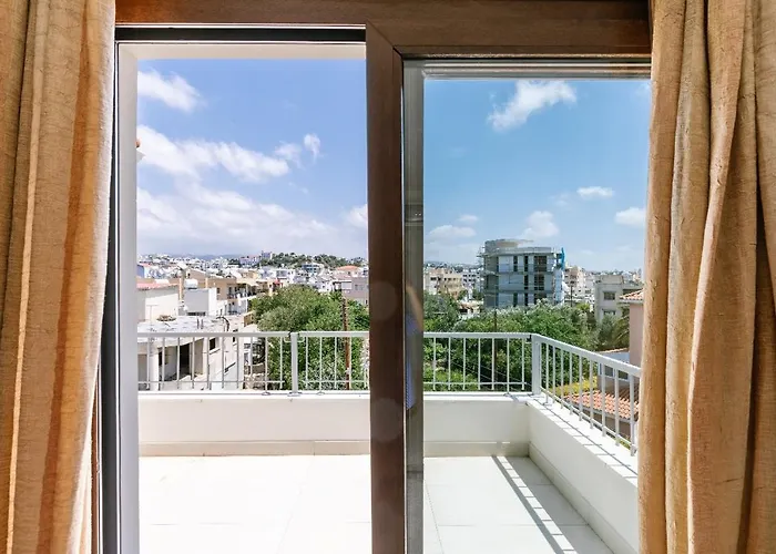 Modern 2bedroom Penthouse Near Sea